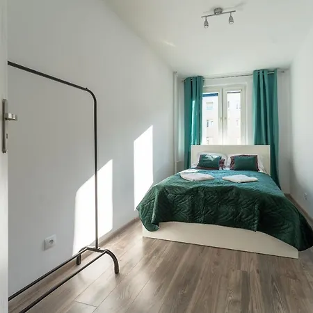 Tanie Spanie Skowronek - Pet Friendly - Przytulny 4 Osobowy - Space Apart Jelenia Gora Exterior photo