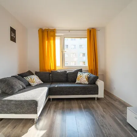 Tanie Spanie Skowronek - Pet Friendly - Przytulny 4 Osobowy - Space Apart Jelenia Gora Exterior photo