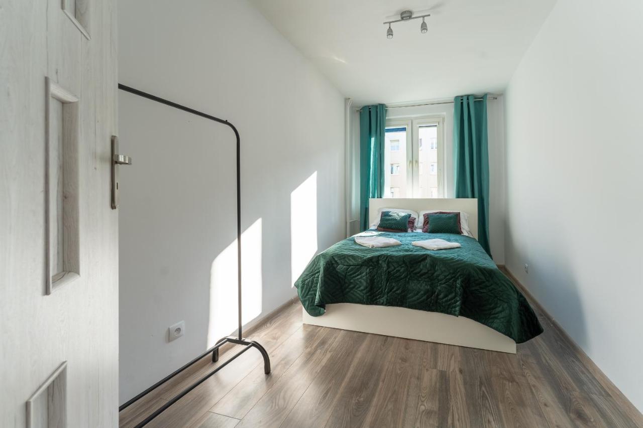 Apartment Tanie Spanie Skowronek - Pet Friendly - Przytulny 4 Osobowy - Space *