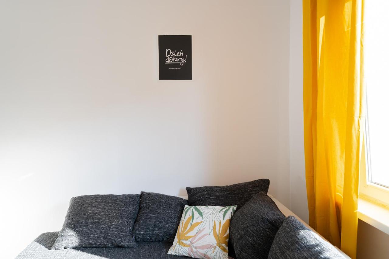 Tanie Spanie Skowronek - Pet Friendly - Przytulny 4 Osobowy - Space Apartment